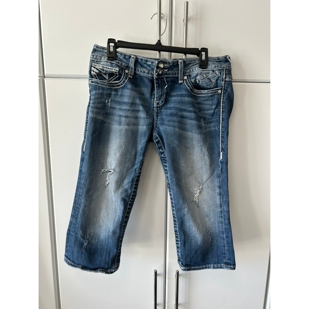 Vigoss The Dublin Capri Jeans Medium Wash Rhinestone Distressed Size 9/10